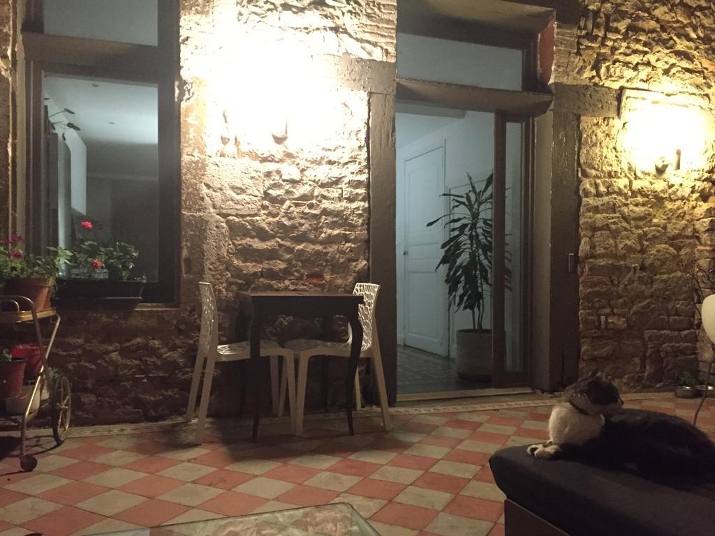 B&B Le Chat Qui Dort Montricoux Exterior photo